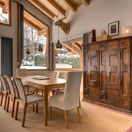 Caleris Chalet